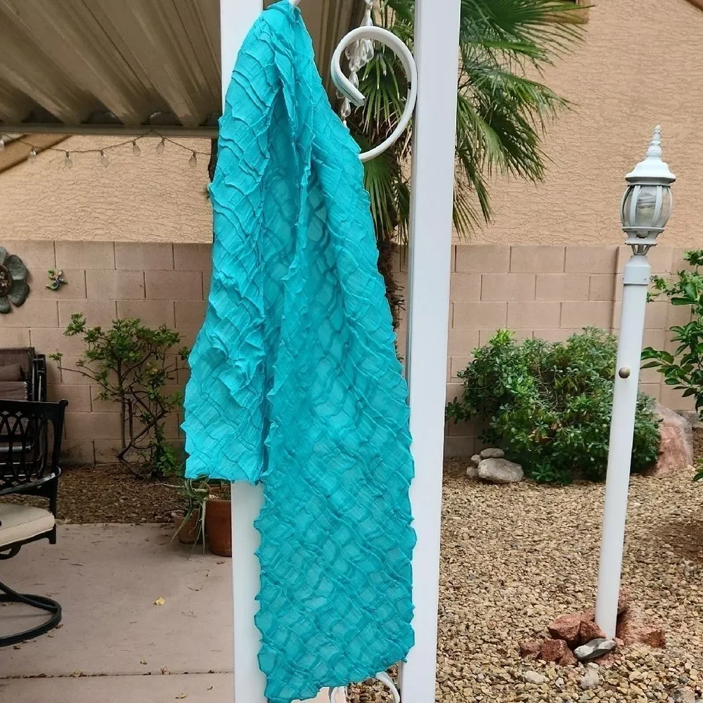 Turquoise Ruffled Scarf - Picture 3 of 4